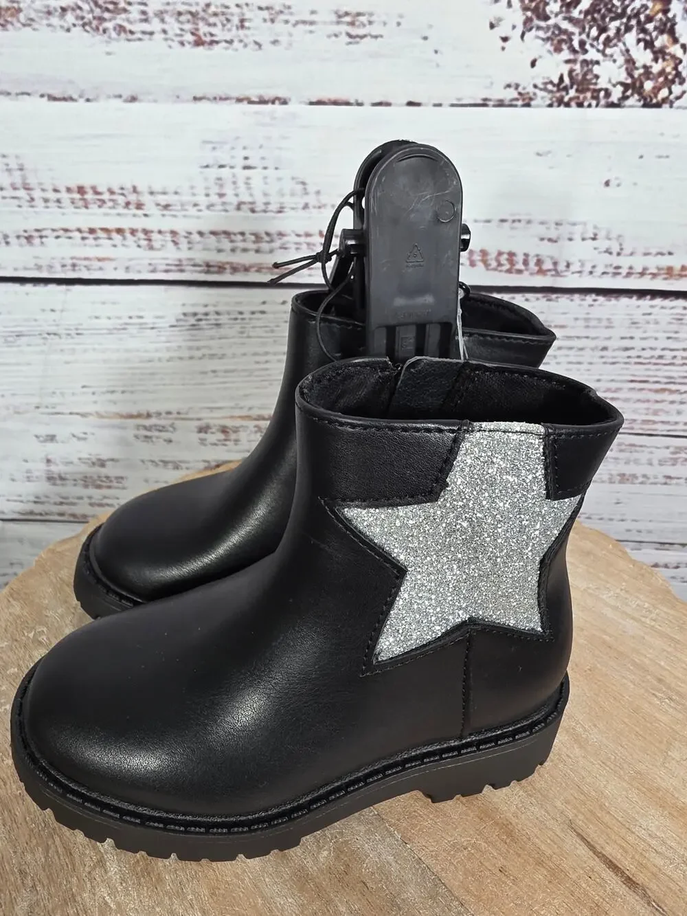 Wonder Nation Black Silver Glitter Star Ankle Bootie Girls Size 7 NWT
